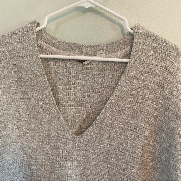Free People Heart It Laces grey Oversized Sweater XS - Picture 5 of 8
